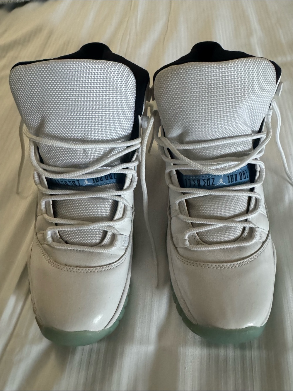 Air Jordan 11 Retro 'Legend Blue - 6.5 Y